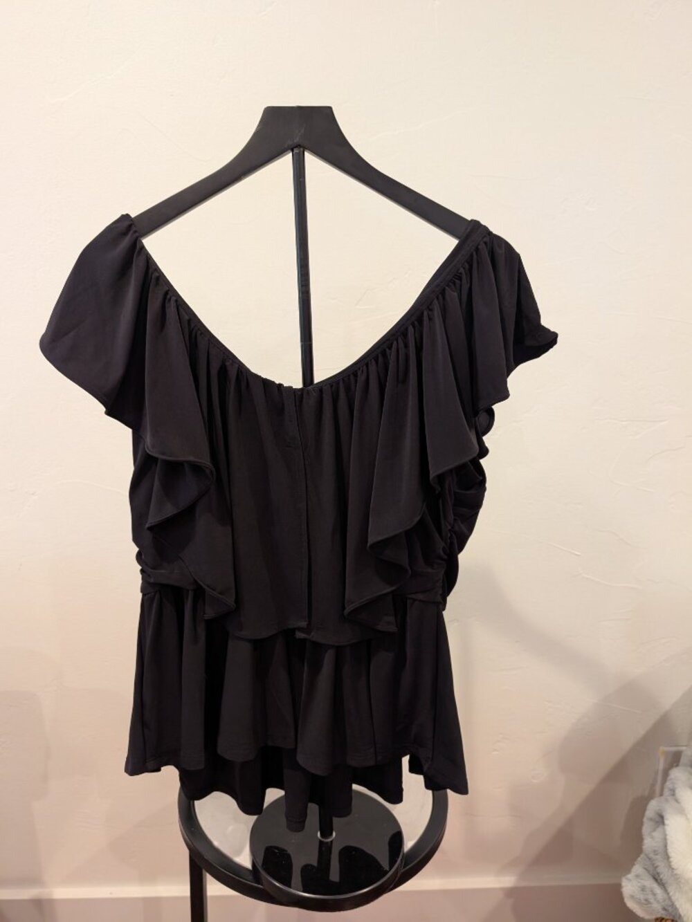 EXPRESS • Ruffle Front Sleeveless Dress • Black • Size L • NWT - Picture 2 of 3